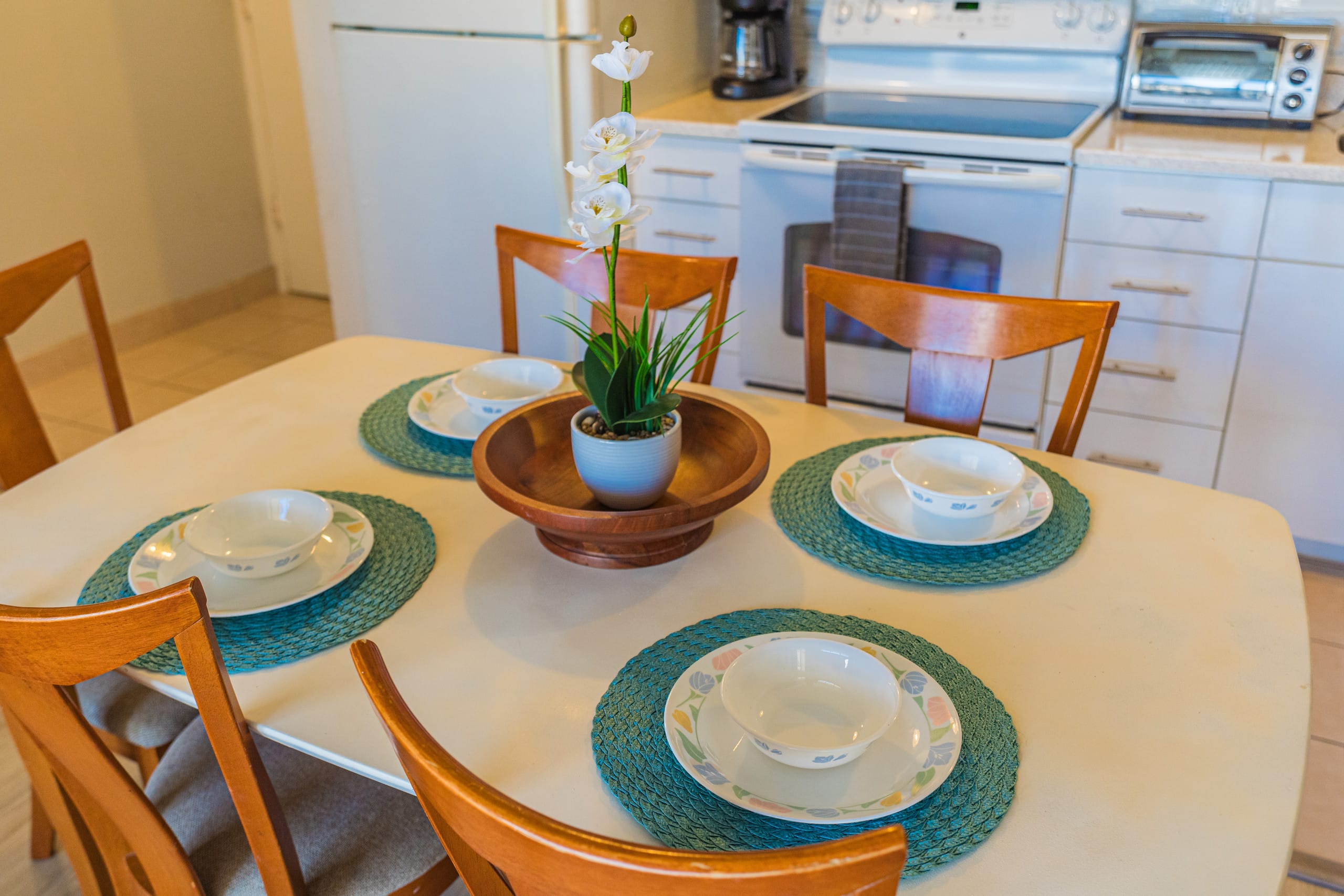 Condo in Honolulu · ★4.56 · 1 bedroom · 3 beds · 1 private bath - Image 8