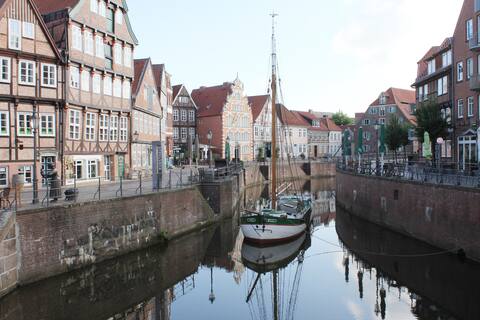Old town apartment 
in prime location with parking
