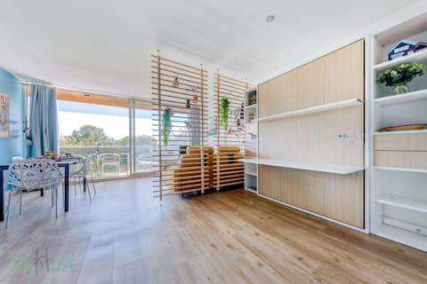 Popular Airbnb listing: Studio 4P Casino sector with parking, air conditioning, balcony in La Baule Escoublac