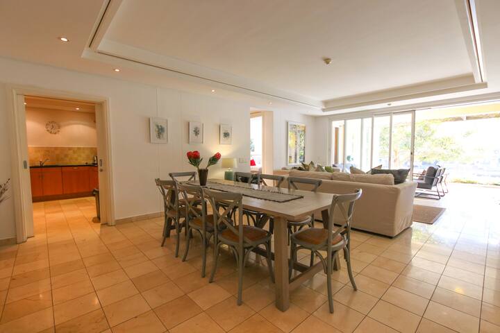 V&A Marina – tranquility on the waters edge gallery image 4