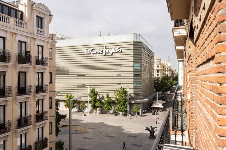 Piso a estrenar Salamanca: Elegancia y Luminosidad gallery image 2