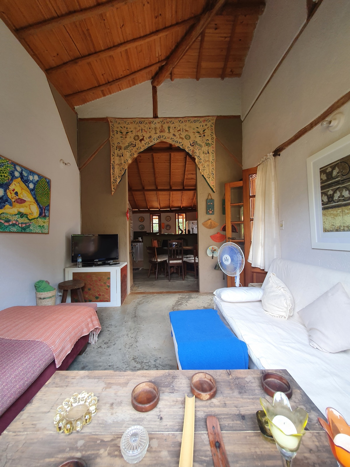 Popular Airbnb listing: Casa da Rê - Charming Cottage in the center of Cipó in Minas Gerais