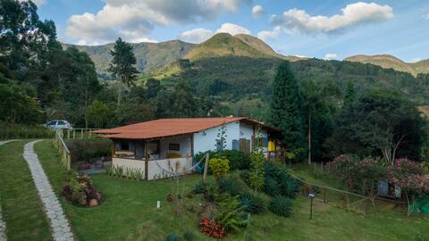 Mountain cabin next to Caparaó National Park