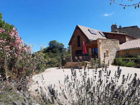 Typical Périgord Noir house, renovated.