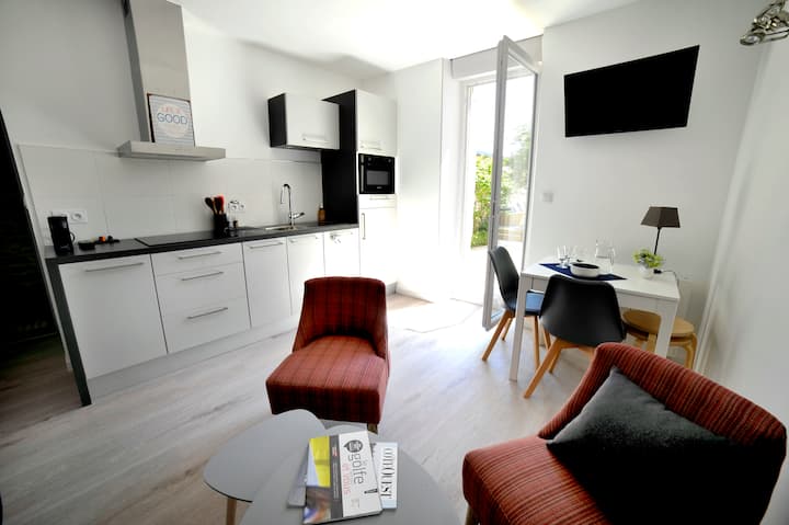 Appartement 1 Sur Jardin, Gare Et Centre-ville - Vannes