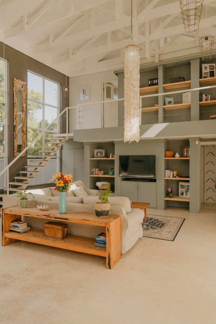 Family Coastal House | Pool, Rooftop, Sleeps 10 - Dolphin Coast