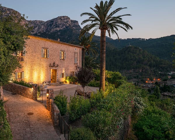 Deià Villa – Near Belmond La Residencia