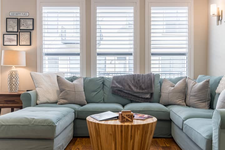 Elegant 3br Townhome Next To The Shops @ Legacy - Plano, TX