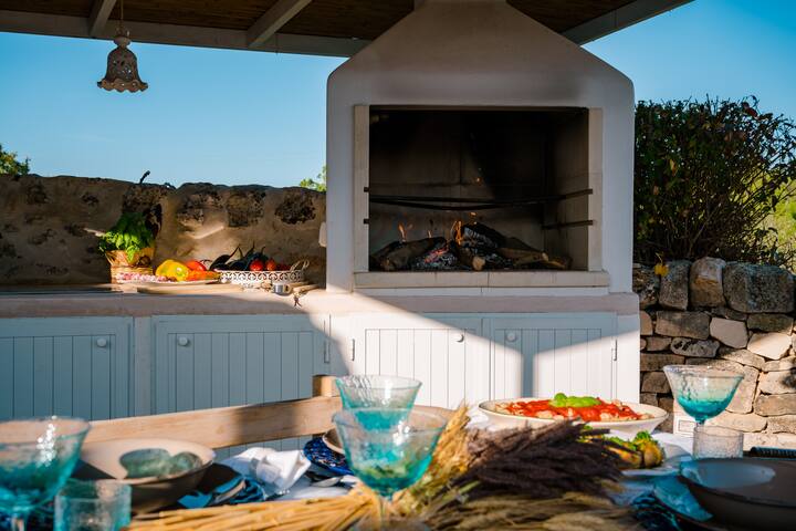 Ostuni:Trullo NUNC con PiscinaPrivata e BagnoTurco gallery image 5