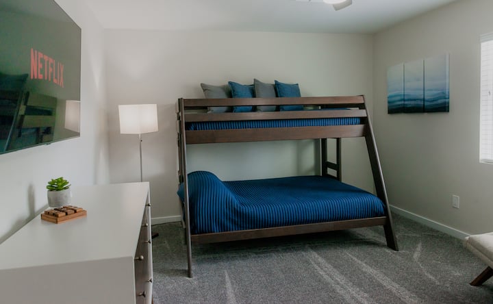 საძინებელი 1