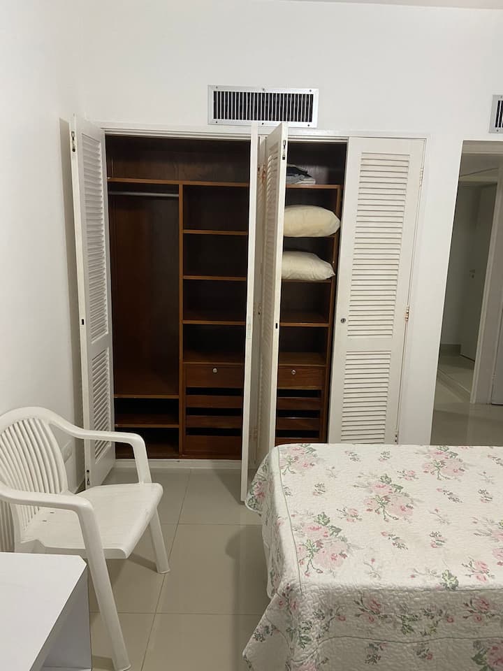 חדר שינה 2