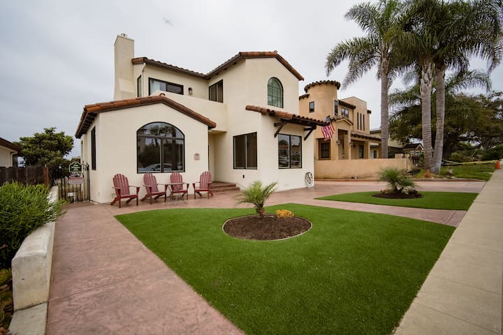 Ocean View Family Beach House; 4BR 3BA Hilltop gallery image 2