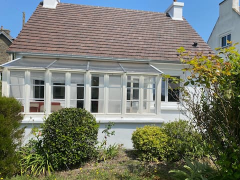 Comfortable beachfront house