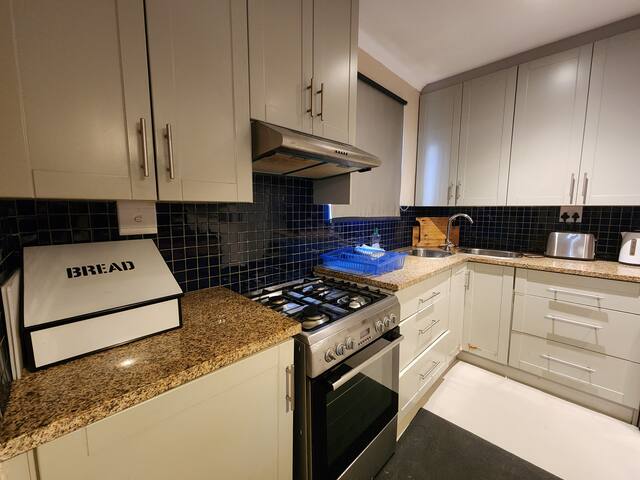 FP 18 L’chaim Self-Catering with great Seaview gallery image 5