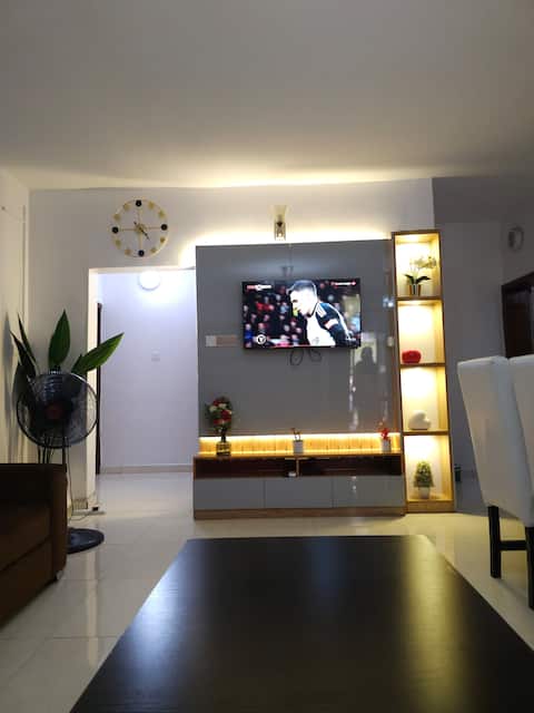 Ekem's Place Ikeja ..Luxury, serenity, security
