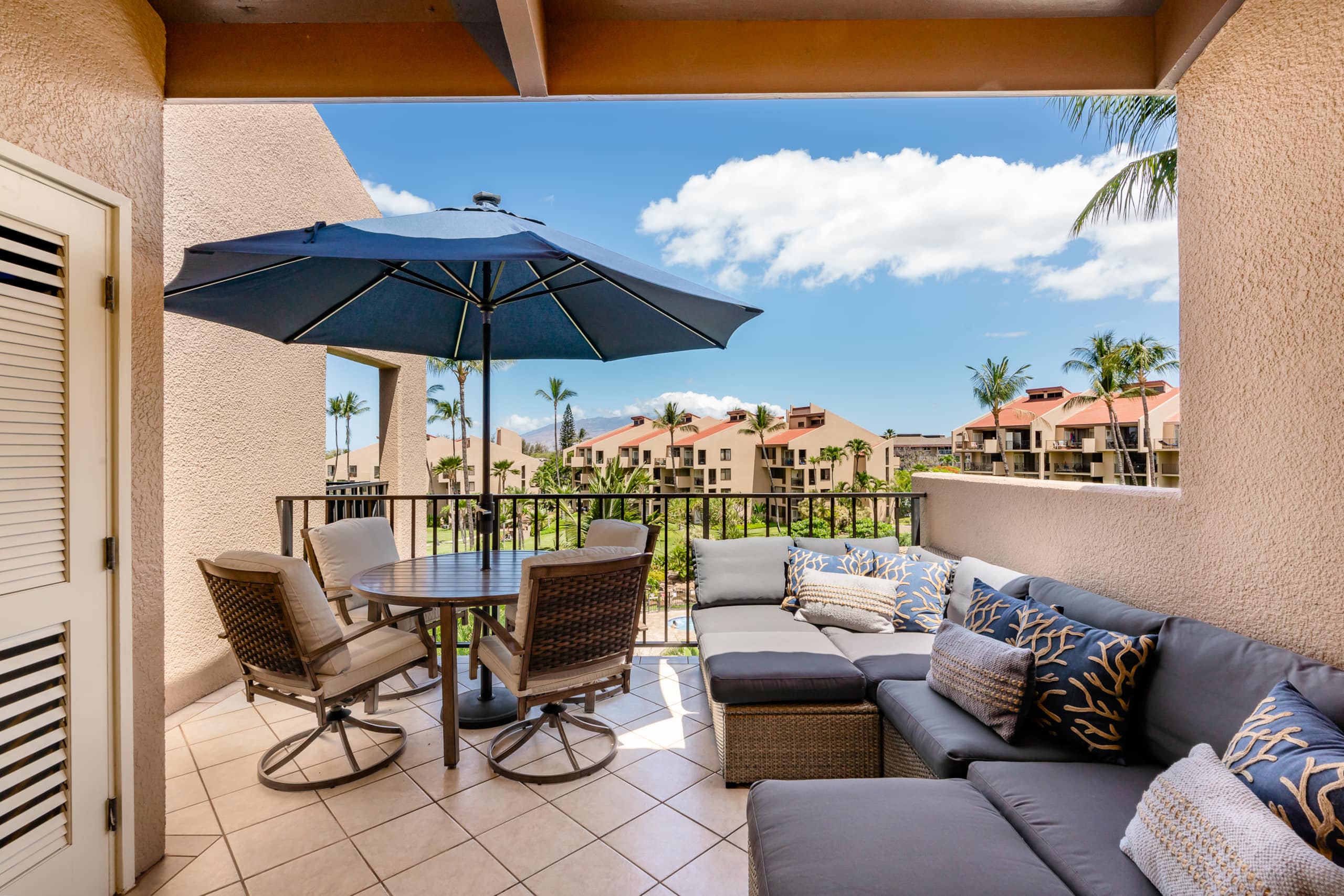 Condo in Kihei · ★4.98 · 2 bedrooms · 4 beds · 2 private baths - Image 6