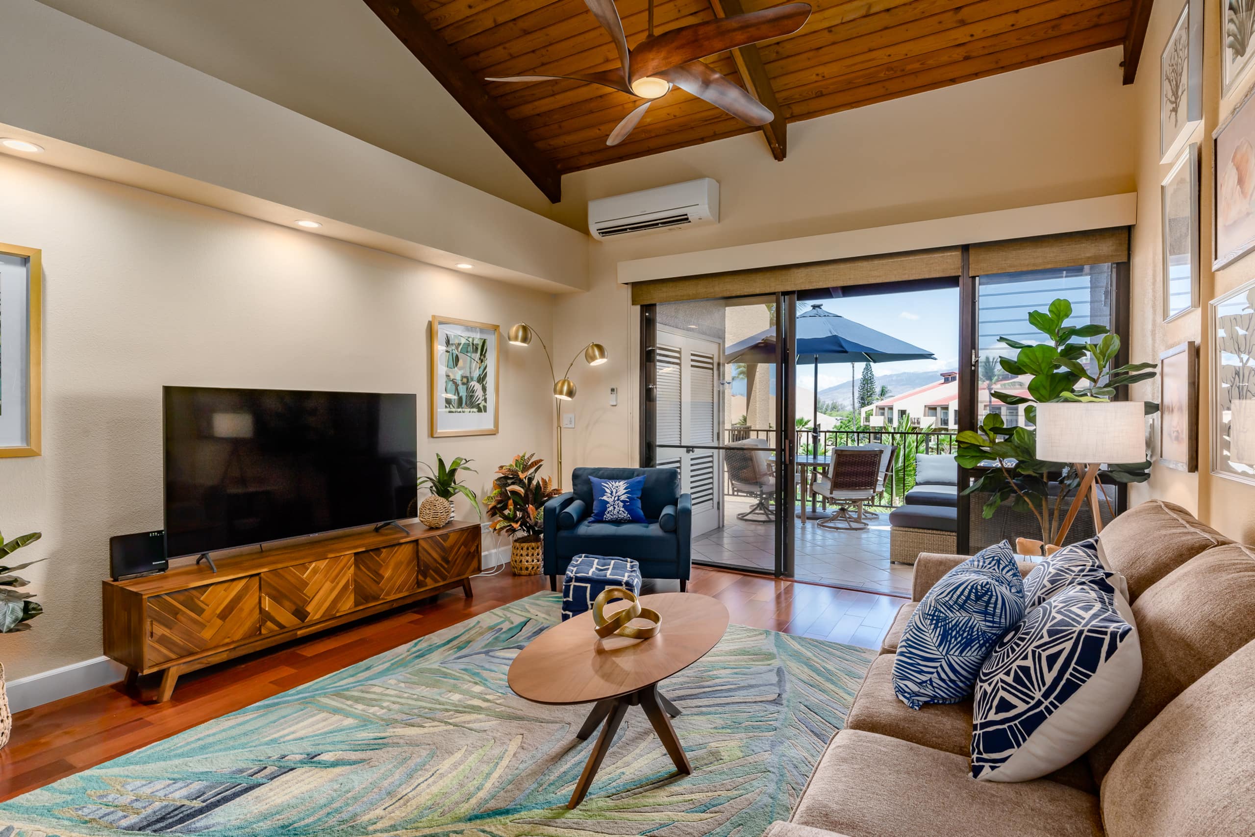 Condo in Kihei · ★4.98 · 2 bedrooms · 4 beds · 2 private baths - Image 4