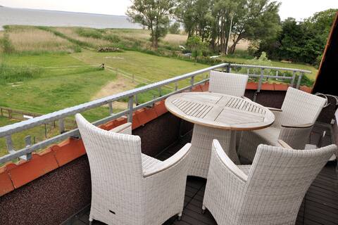 Apartment with lake view in the Sandra country house