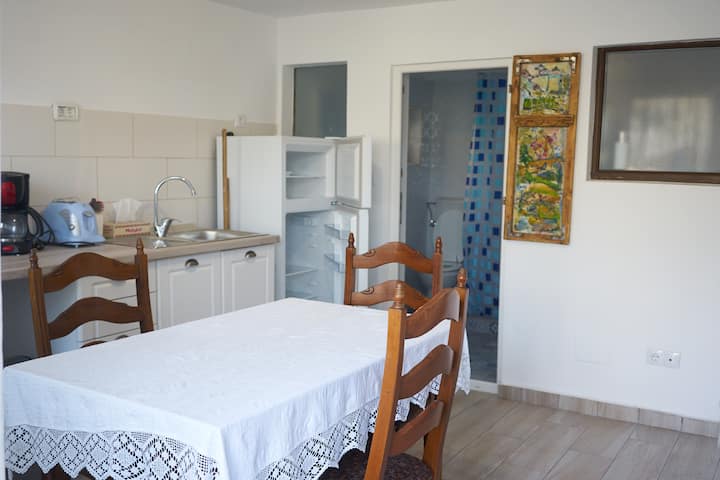 New Apartment In  A Green Area+traditional Oven - Cluj-Napoca
