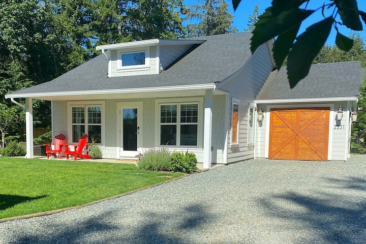 Peaceful 
Parkside Cottage