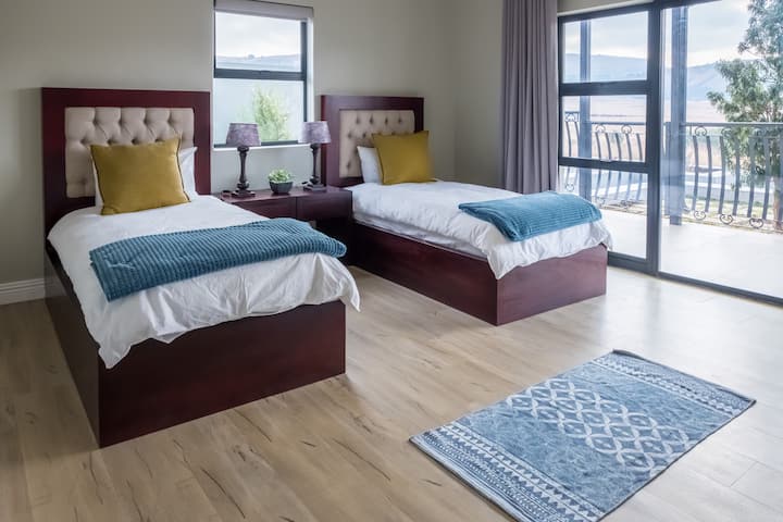 საძინებელი 4