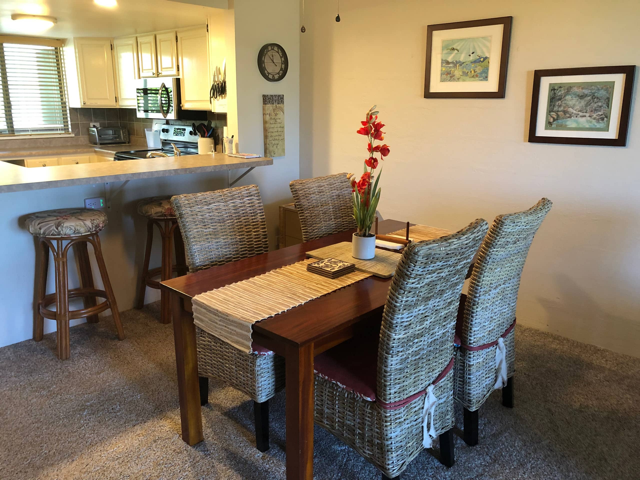 Condo in Kailua-Kona · ★4.99 · 2 bedrooms · 4 beds · 2 private baths - Image 8