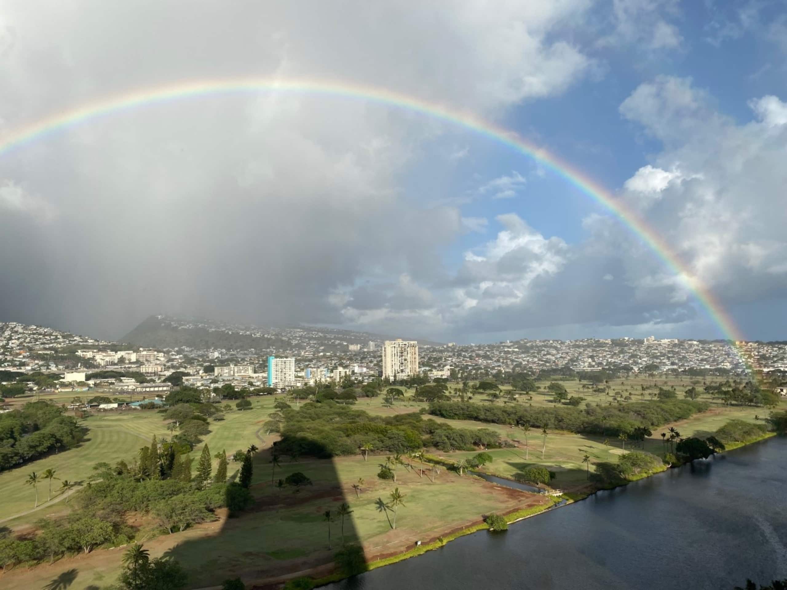 Condo in Honolulu · ★4.84 · 1 bedroom · 2 beds · 1 private bath - Image 22