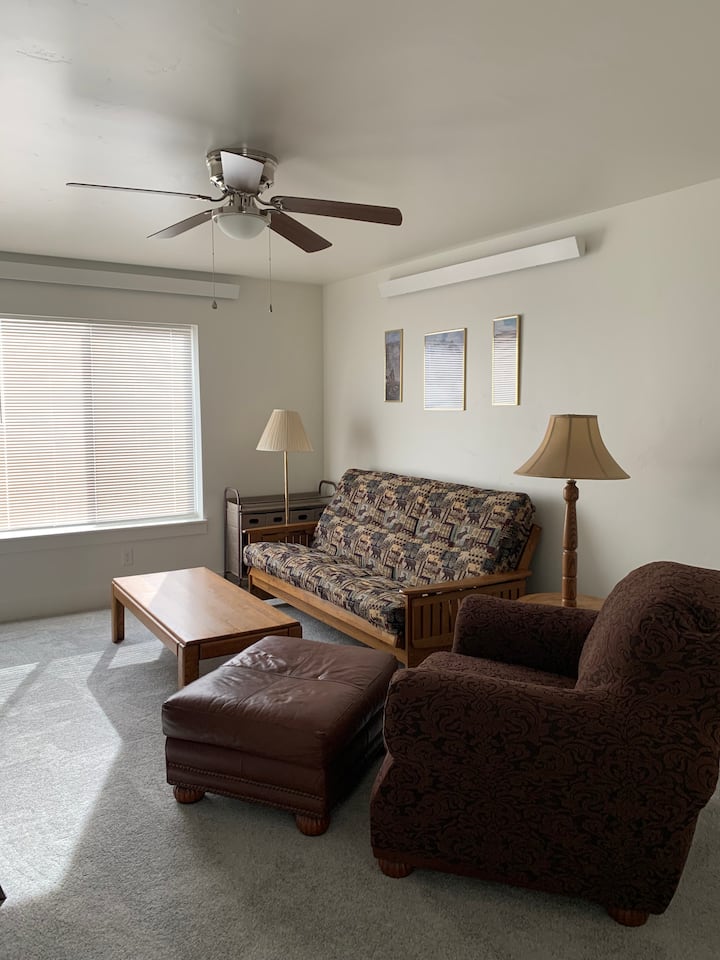Yellowstone River View Accommodations - Livingston, MT