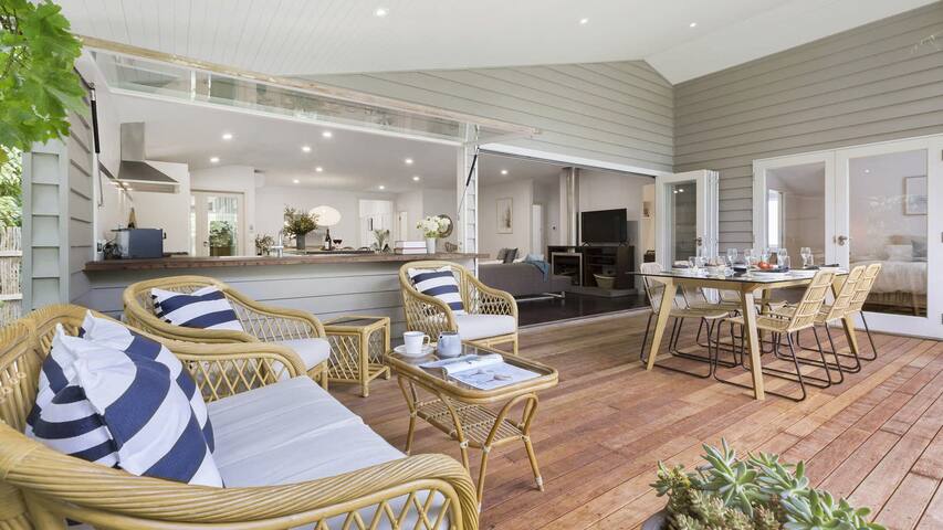 Thalassa House Coastal Dromana – 250m from beach gallery image 2
