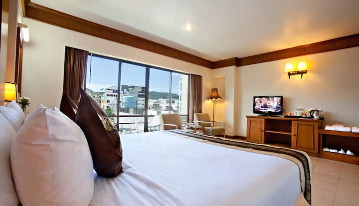 C&n Hotel Patong Beach Phuket - Patong
