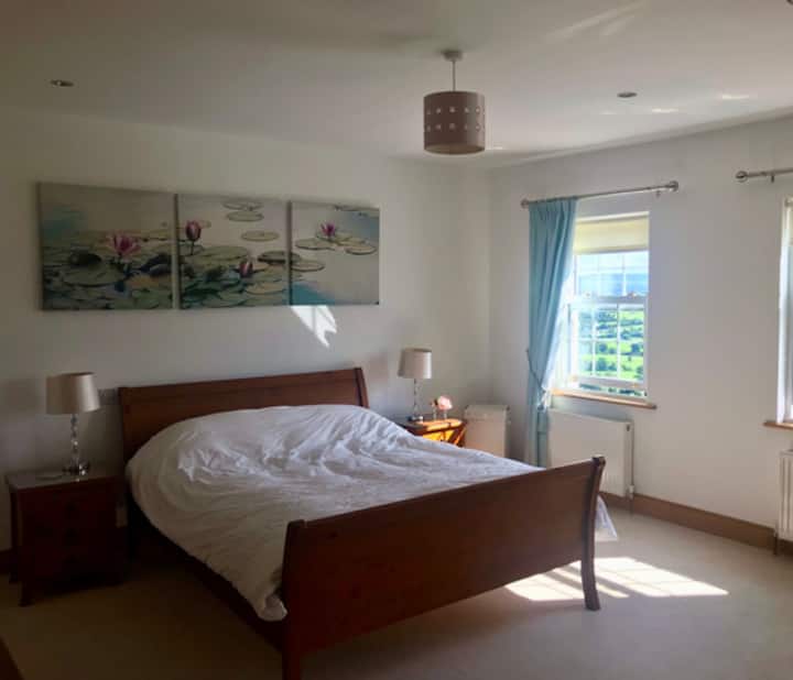 Основна спалня