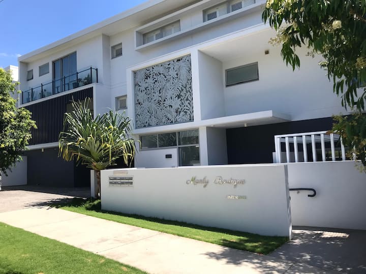 Manly West Holiday Rentals & Homes Queensland, Australia Airbnb