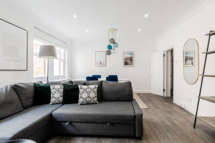 Premium Three Bedroom Apartment gallery image 3