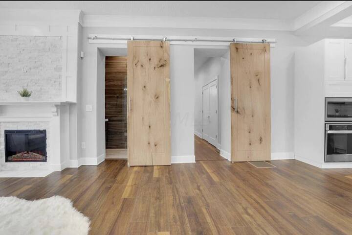 Olde Towne East Luxurious Castle gallery image 3