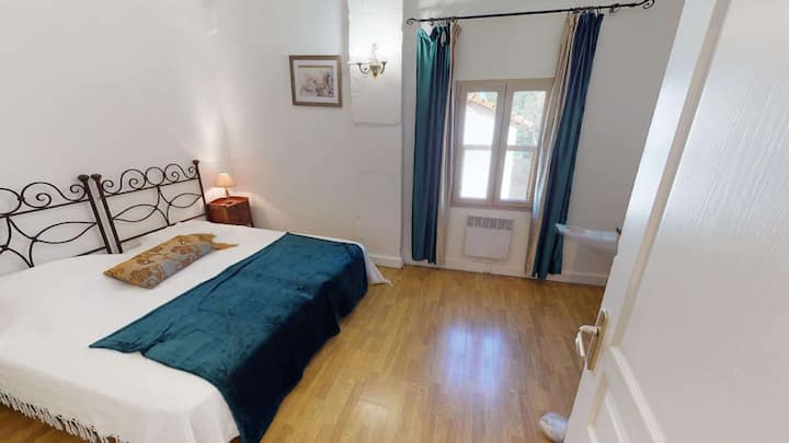 Fotografija spavaće sobe 2 - 1 bračni krevet