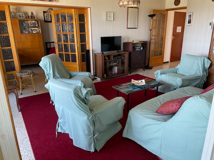 Appartement Familial Avec Une 
 Magnifique Vue ! - ibis budget Antibes Sophia Antipolis