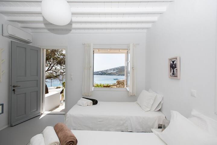 MykonoSerendipity Villa gallery image 5