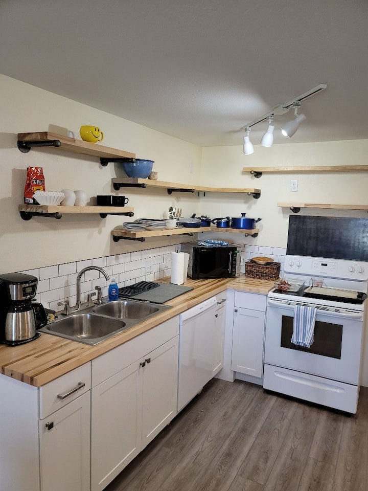 Wonderful Two Bedroom Basement Apartment - Greeley, CO