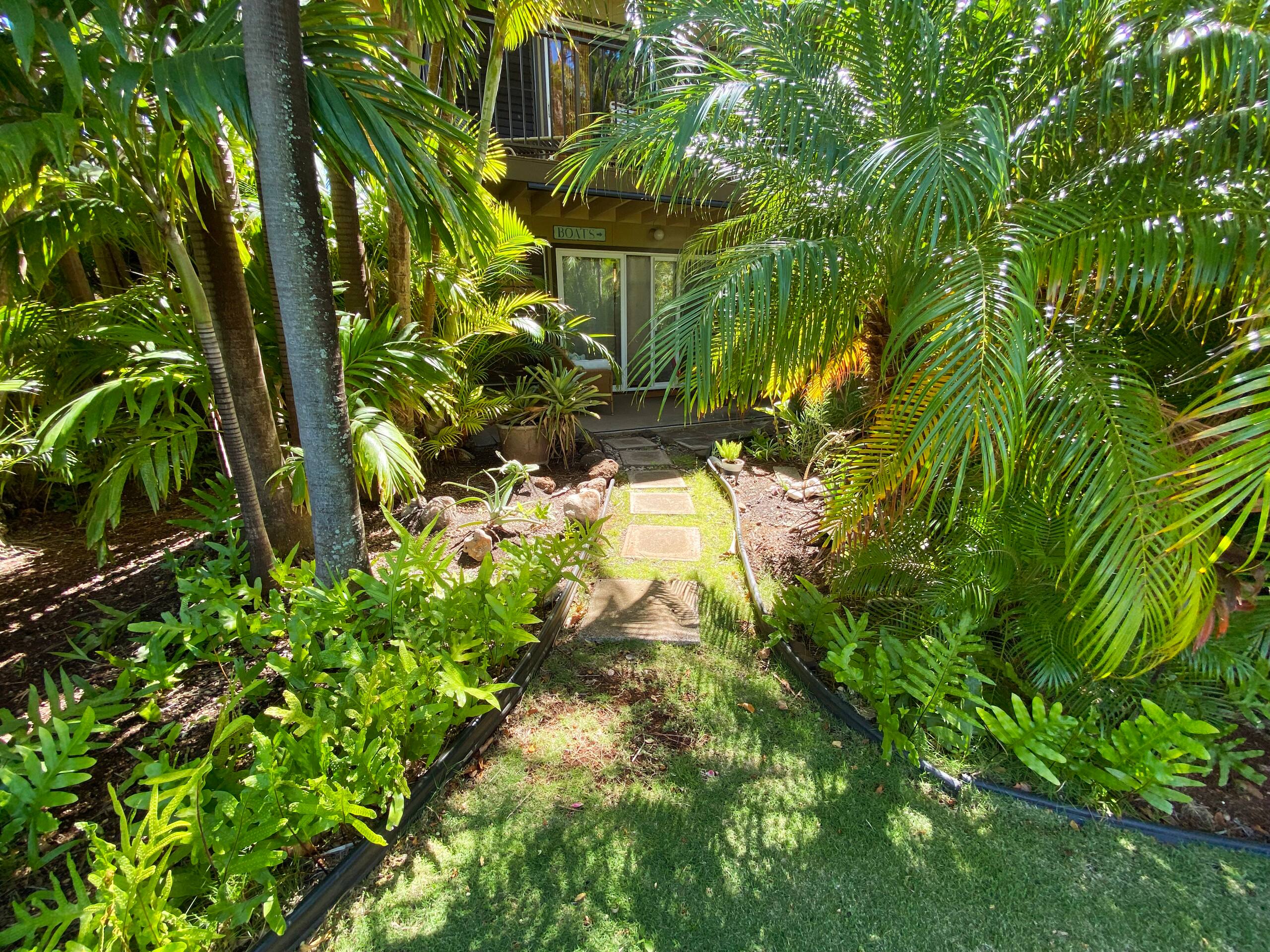 Condo in Lahaina · ★4.67 · 1 bedroom · 2 beds · 1 bath - Image 75