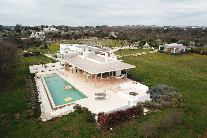 Beautiful Villa Flora with pool gallery image 3