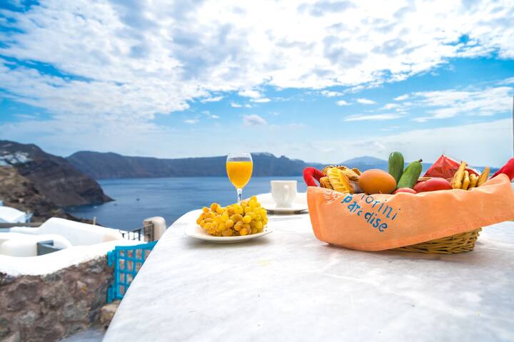 SantoriniParadise: PARADISE and HELIOS cave houses gallery image 5