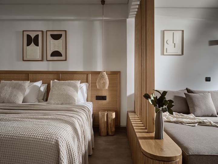The lower floor bedroom, with separate entrance features a folding sofa bed & a double bed. Four guests are welcome in this special room.