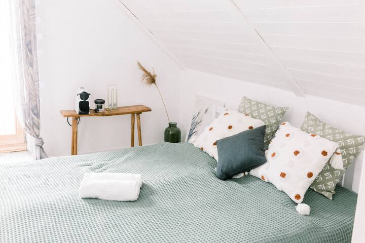1. Hálószoba/ Master bedroom
