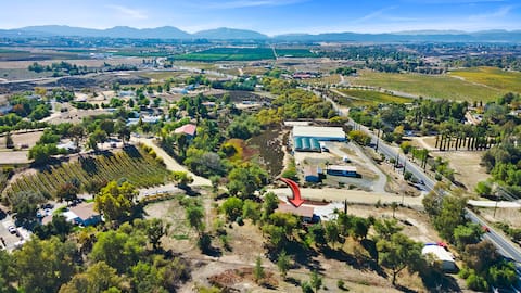 Eric's Place Excellent location in Wine Country.