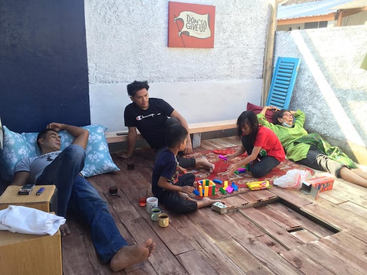 Townhouse Cantik Bergaya Amerika Dengan Plungepool - Sumedang