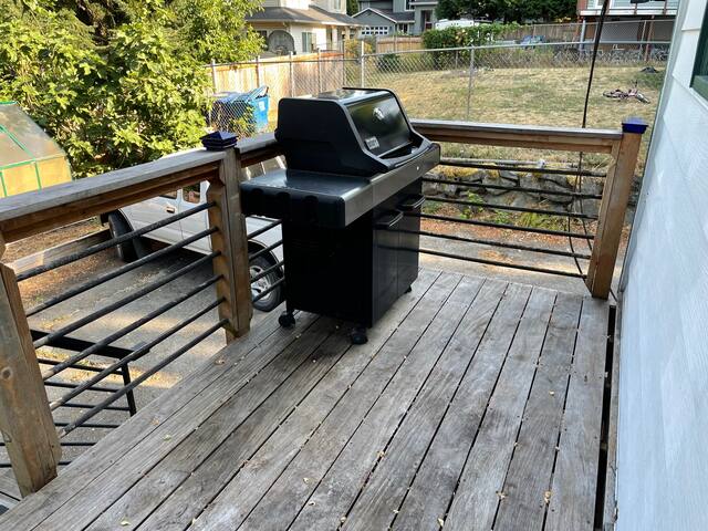 Olympic Hills six bed haven with hot tub and grill gallery image 3