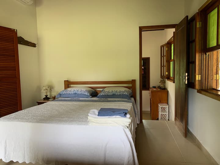 Dormitorio 1 con baño privado.