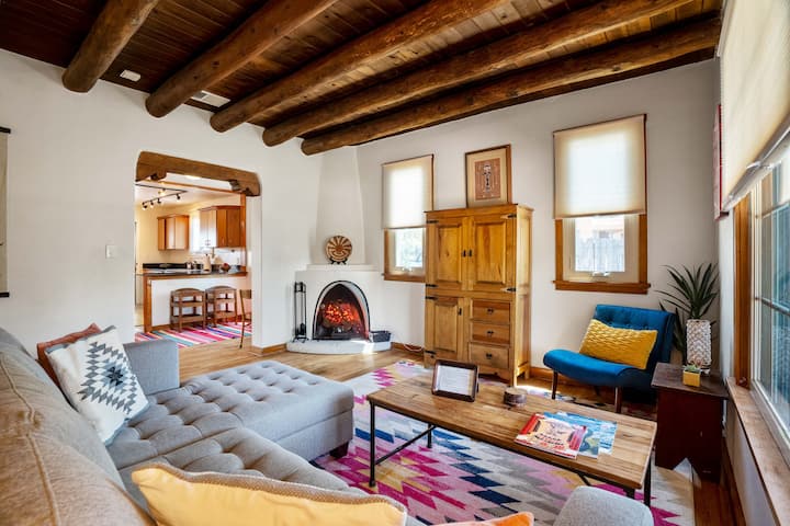 South Capitol Home With Private Outdoor Spaces - Santa Fe, NM