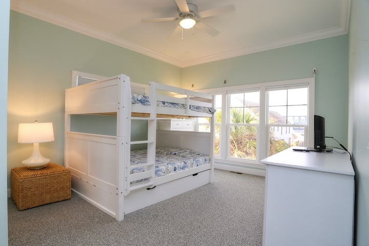 เตียงคู่ 2 ชั้นพร้อมรางคู่แบบดึงออกได้!