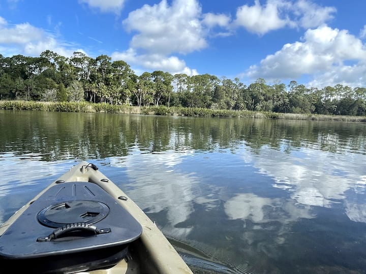 Weeki Wachee Waterfront Thee Mud River Fish Camp Houses for Rent in Spring Hill, Florida